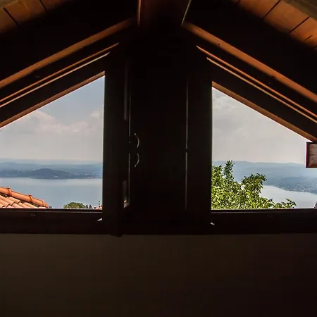 ヴィラ Brunilde -lago Maggiore-