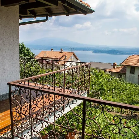ヴィラ Brunilde -lago Maggiore-